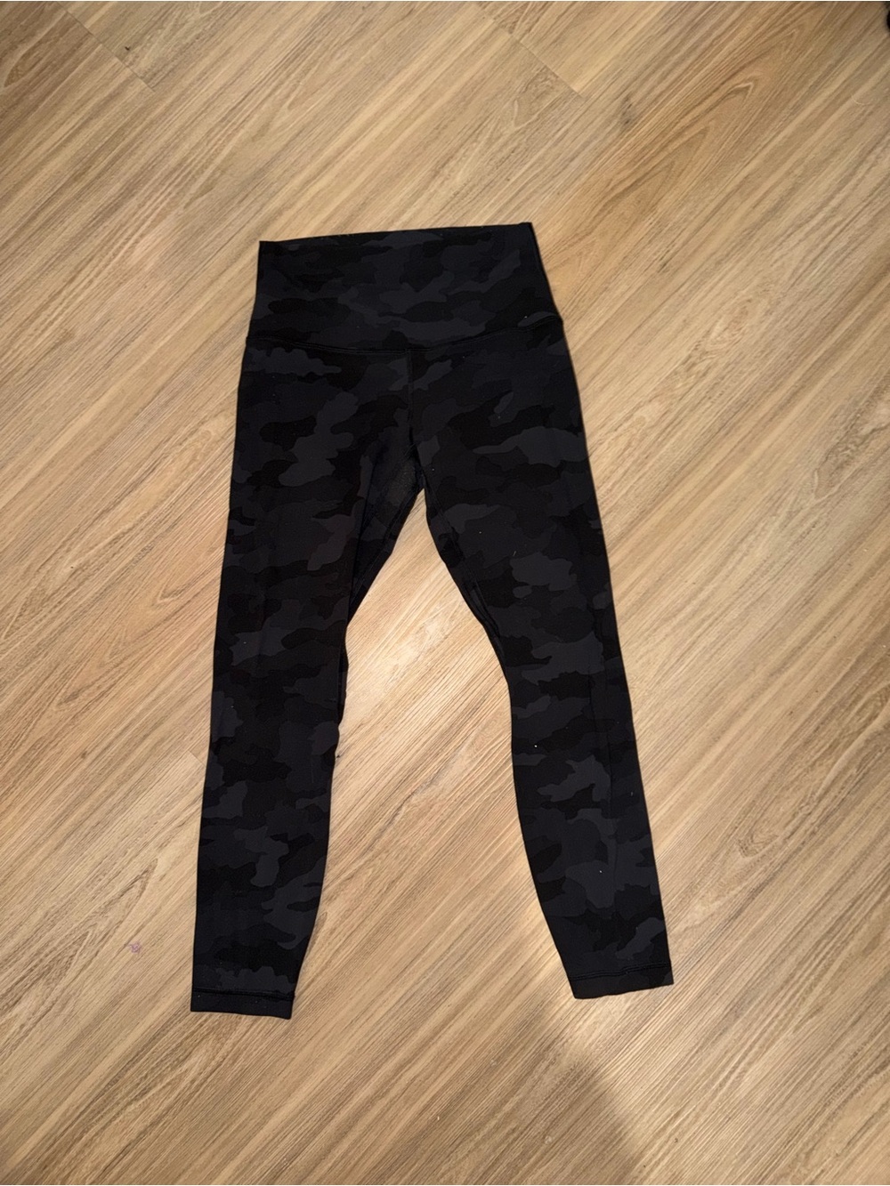 LuluLemon Black Camo Leggings